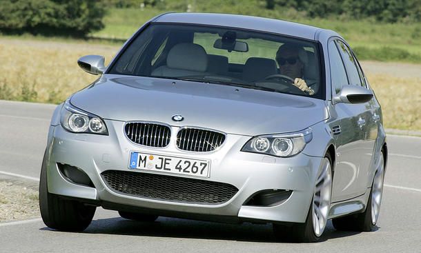 BMW M5 E60 V10